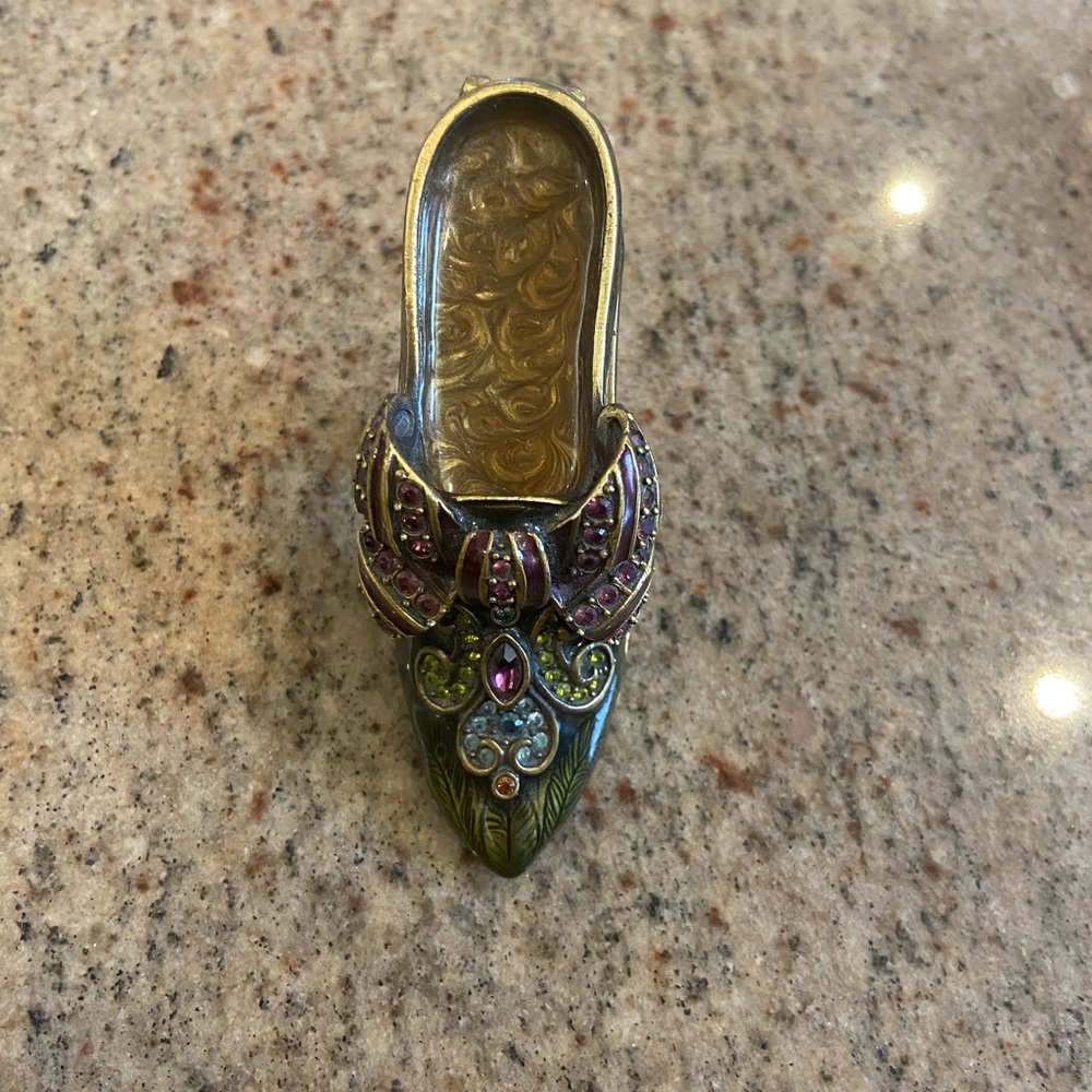 Jay Strongwater Shoe Pill Box